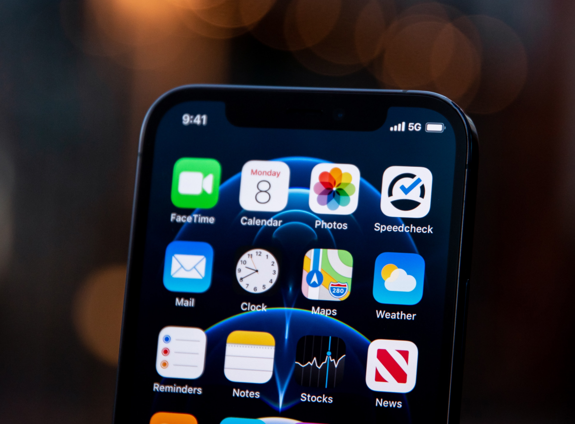 兴安苹果手机维修分享为什么 iPhone 12 在冬季会自动关机 